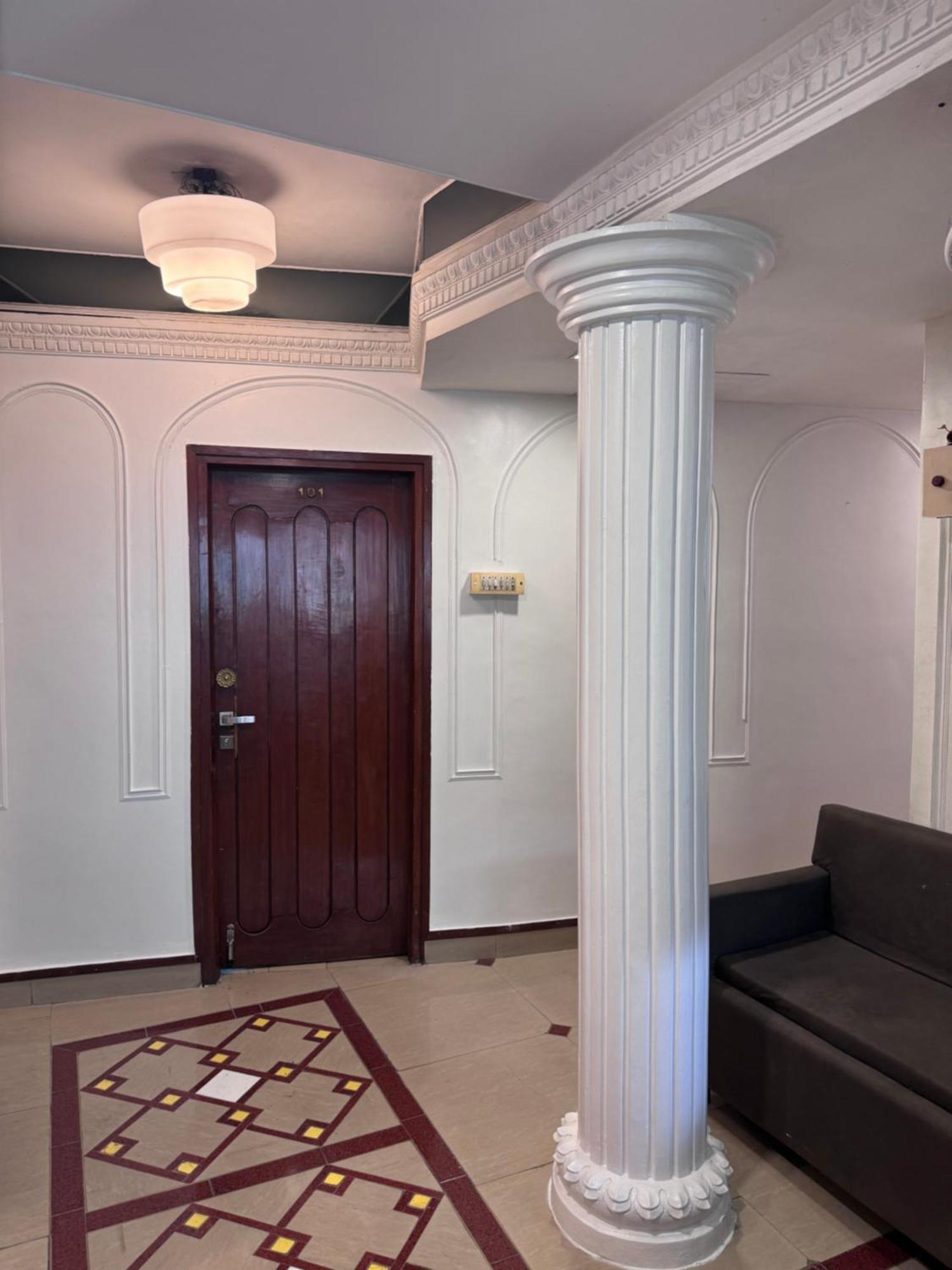 Hotel Tushar Pune Exterior photo