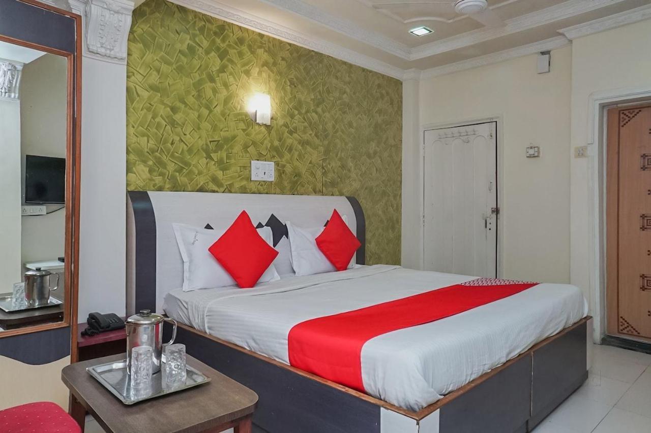 Hotel Tushar Pune Exterior photo