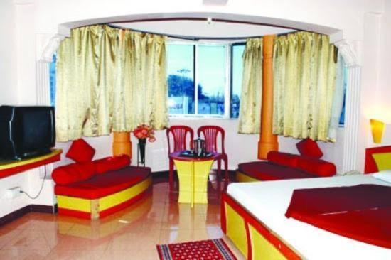 Hotel Tushar Pune Exterior photo